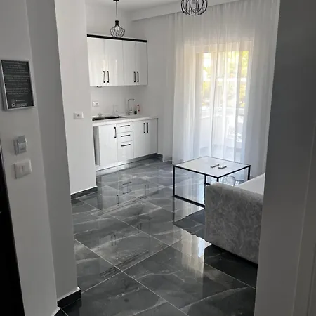 Noya Sr Sarandë
