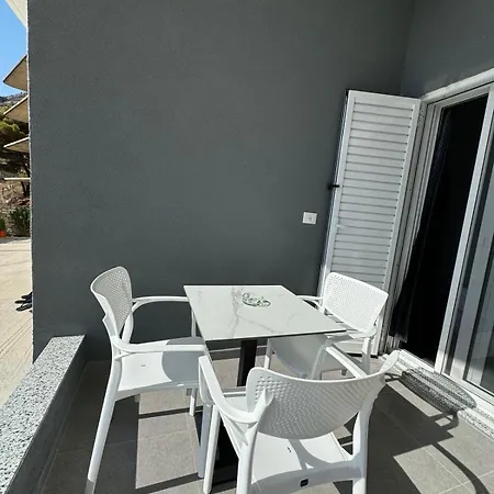 Hotel apartamentowy Noya Sr 3*