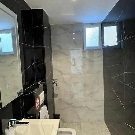 Noya Sr 3* Sarandë